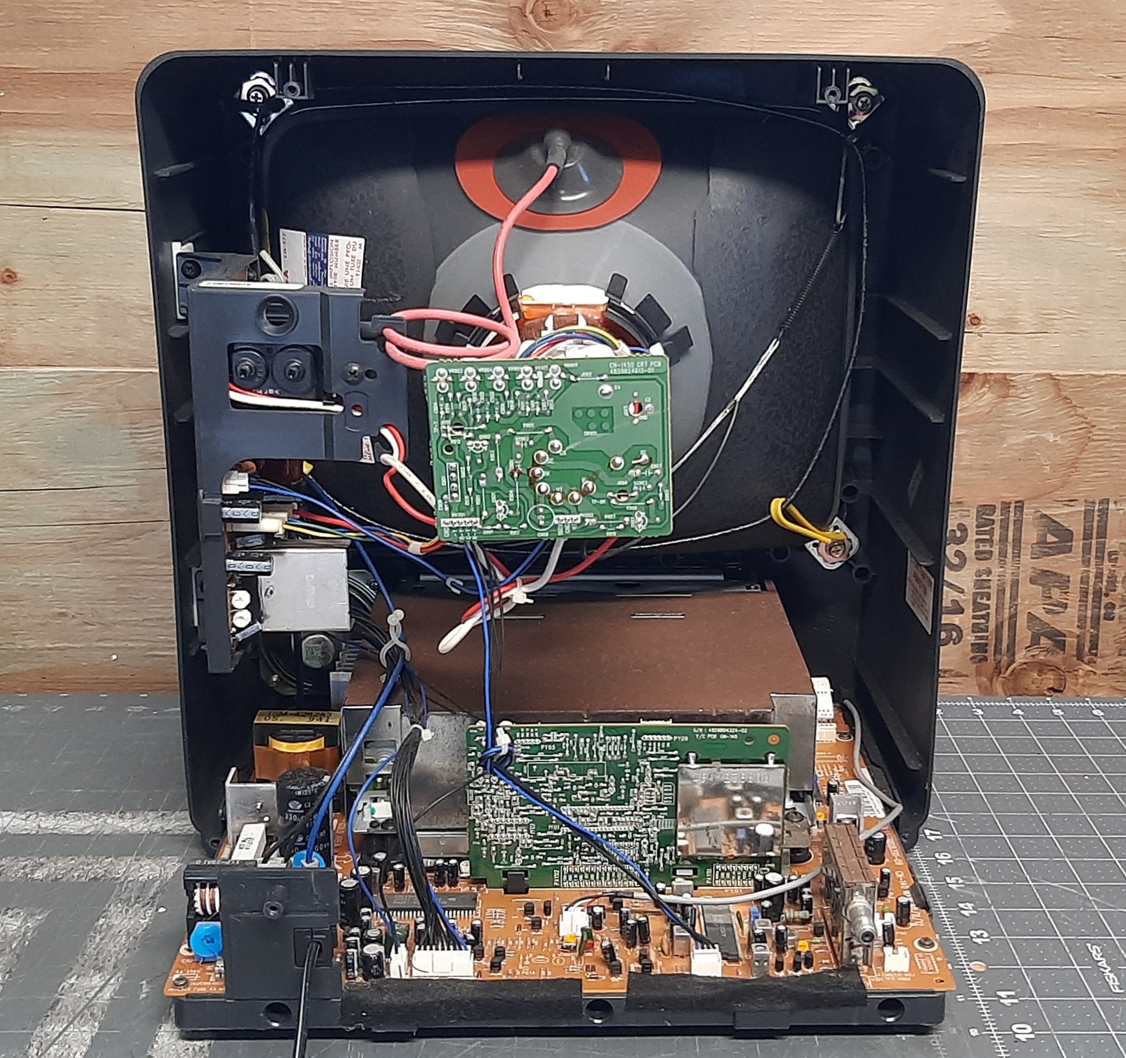 Daewoo DVN-14F6N | CRT Database